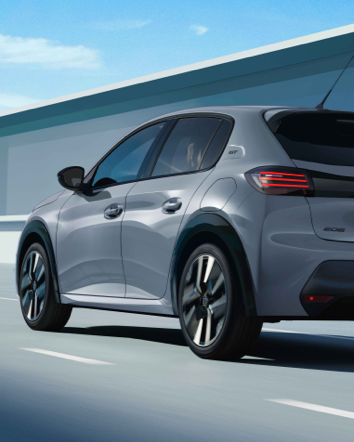 imagen de un peugeot 2008 del renting flexible de alquiler flexible de stellantis imagen para la thankyou page